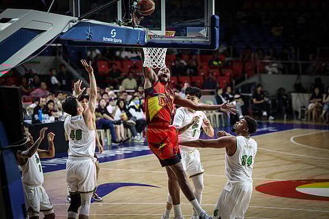 JUSTIN Patton stands tall, powering San Miguel Beer to a 110-94 domination of Macau in the PBA Commissioner’s Cup on Tuesday.