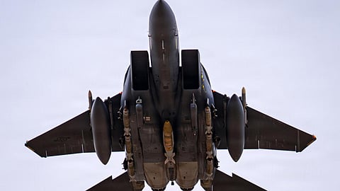 Iran, U.S. race to find crew of downed F-15