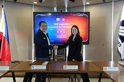 SSS President and CEO Robert Joseph de Claro (left) and UnionBank President and CEO Ana Aboitiz-Delgado