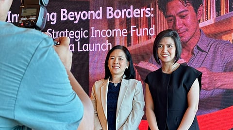 CHIEF Product Officer Garen Dee (left) and Chief Investments Officer Princess Balingit of Pru Life UK during the media launch of the PRULink Strategic Income Fund on 8 April in Taguig City.