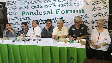 Pandesalan on Araw ng Kalayaan 