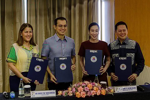 Manila Mayor Francisco “Isko” Moreno Domagoso leads the ceremonial contract signing for the official launch of the Miss Manila 2026 beauty pageant at a hotel in Manila on Friday, 10 April 2026.

Isko said the pageant, held in partnership with Sparkle GMA, Empire Philippines, and the Manila city government, carries the theme “New Manila, My Manila.” Casting begins April 15, with the coronation night set for June 26 at the Metropolitan Theater.
