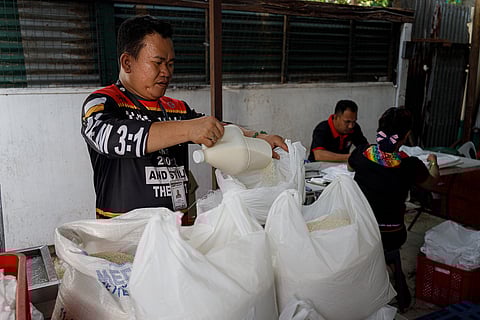 People line up to buy rice priced at P20 per kilo and other farm products at the Kadiwa ng Pangulo Center in Malate, Manila on Friday, 10 April 2026.

Residents said they queued as early as 4 a.m., with some sleeping outside overnight to secure a spot and avail of the subsidized rice under the Bente Bigas program.