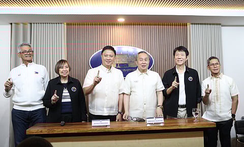 THE latest batch of Hall of Fame inductees are unveiled by the PSC leadership composed of chairperson Patrick Gregorio (third from left) and commissioners Fritz Gaston (left), Bong Coo (second from left), Ed Hayco (second from right) and Walter Torres (right) as well as POC president Abraham 'Bambol' Tolentino. 
