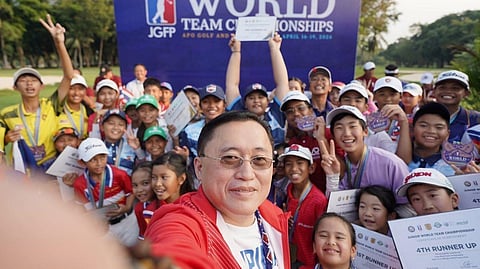 SENATOR Christopher ‘Bong’ Go takes a groufie with participants of the JGFP World Team Championships at Apo Golf and Country Club in Davao City on Sunday.