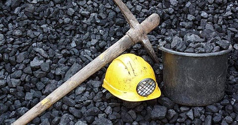 Mining site attack kills at least 10
