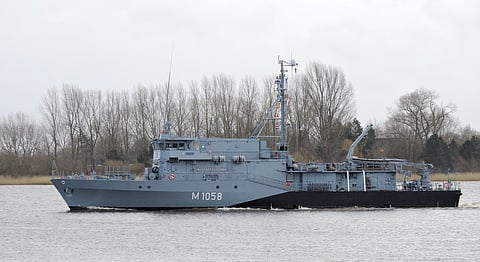 Minesweeper clearing Hormuz