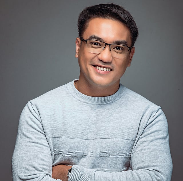 DIRECTOR Derick Cabrido