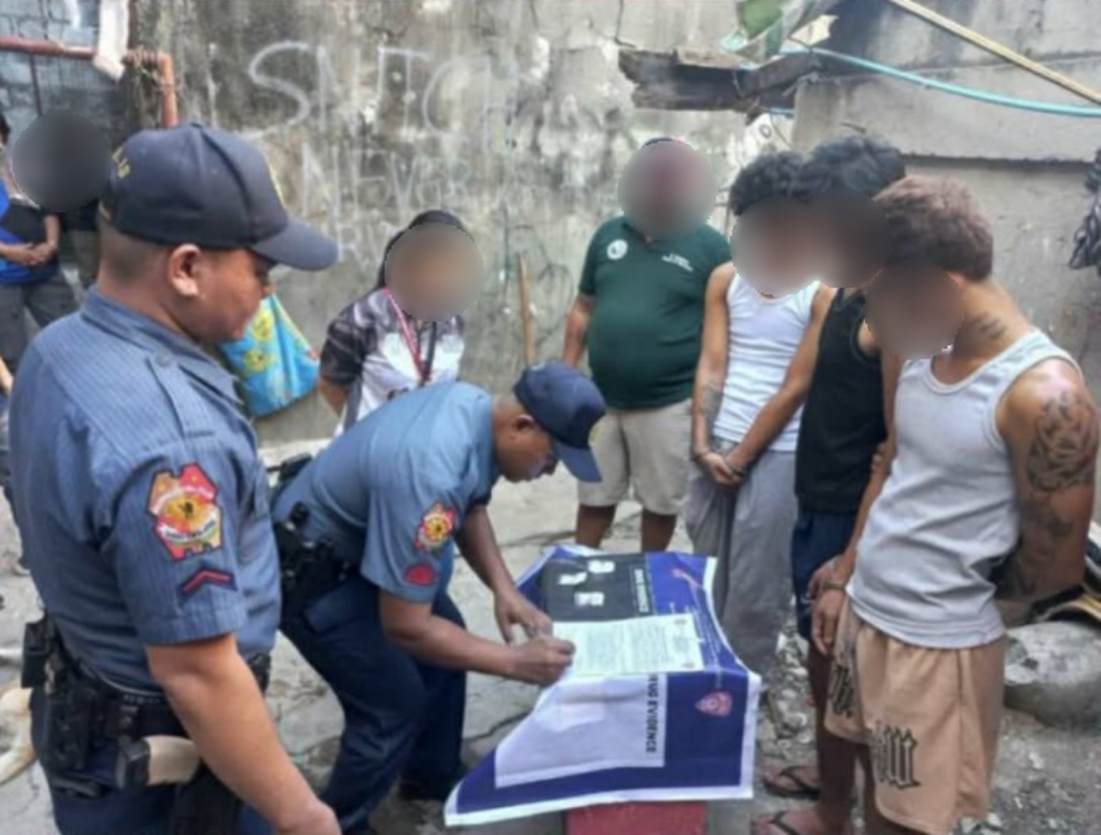3 nabbed in Taguig foot patrol; ₱157K worth of shabu seized