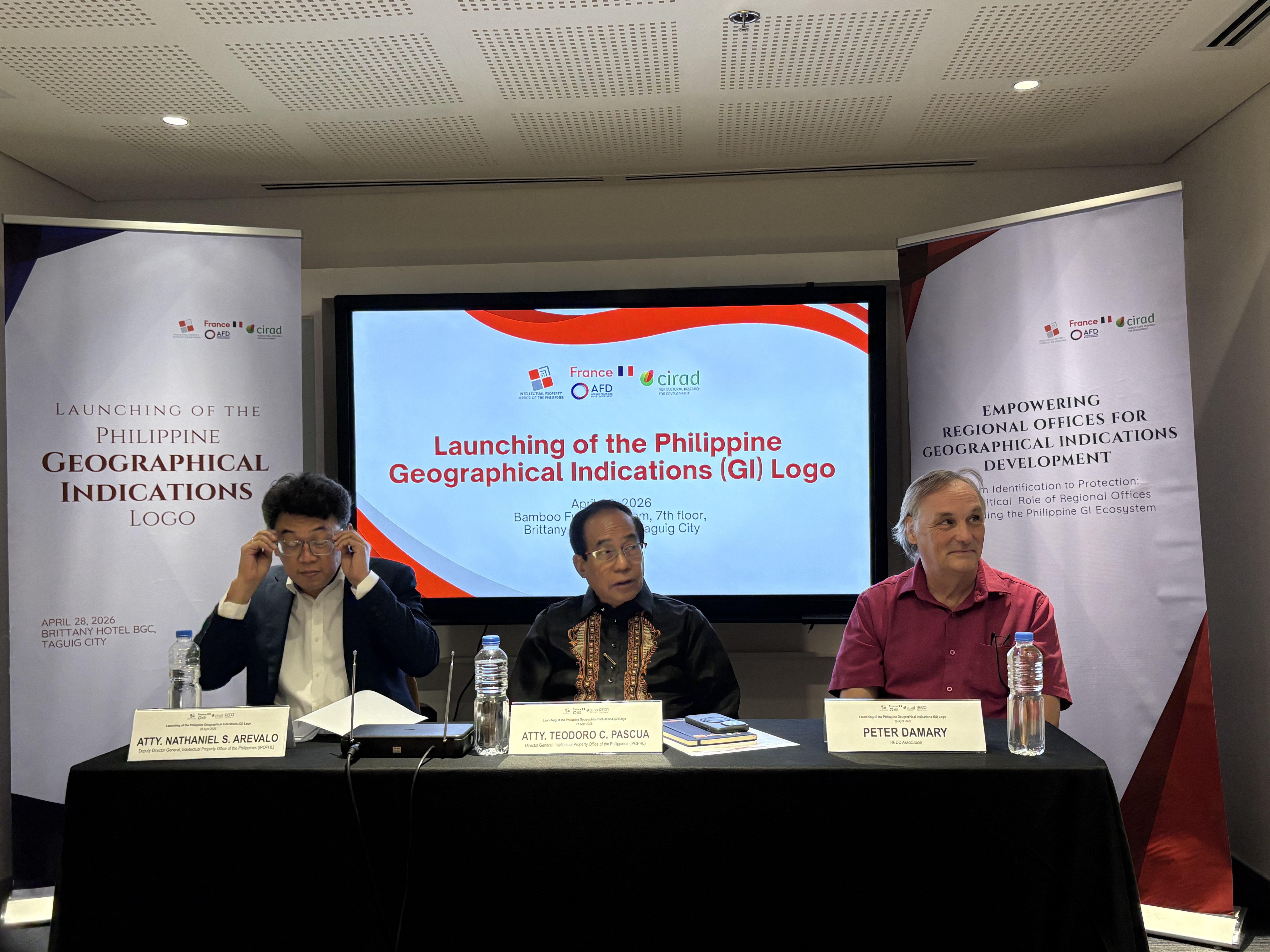 (FROM L to R) IPOPHL Deputy Director General Atty. Nathaniel S. Arevalo, IPOPHL Director General Atty. Teodoro C. Pascua, and REDD Association Co-Founder Peter Damary during the launch of the Philippine Geographical Indications (GI) logo on Tuesday, 28 April 2026 at the Brittany Hotel, Taguig City. 