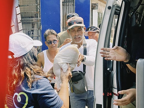 Around 100 drivers of jeepneys, tricycles and buses plowing the town of Mariveles were given food and a kilo of rice as part of AboitizPower Corporation’s Project Saysay during the month of April in Mariveles, Bataan.
