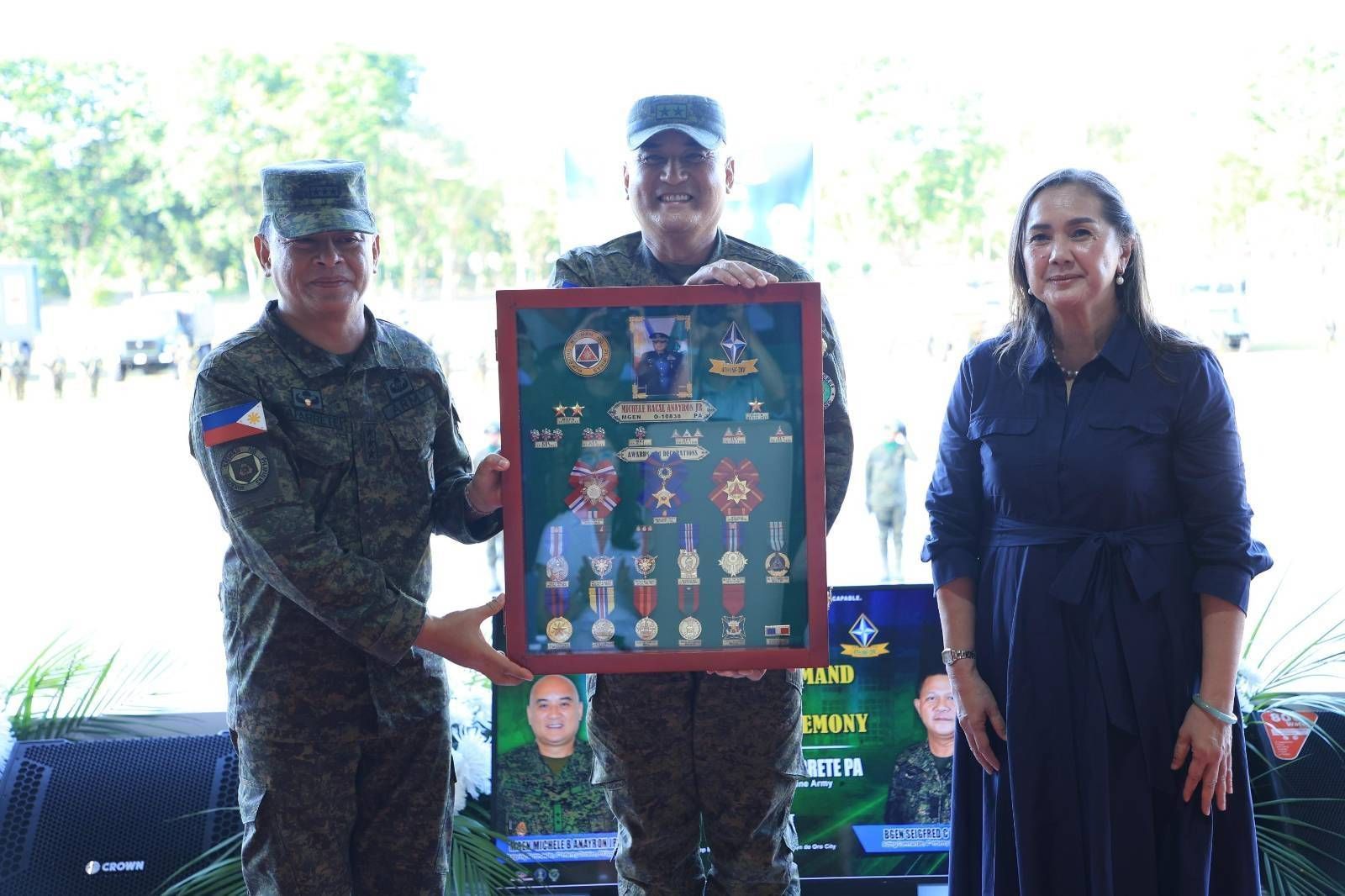 Army honors retiring 4ID commander Anayron