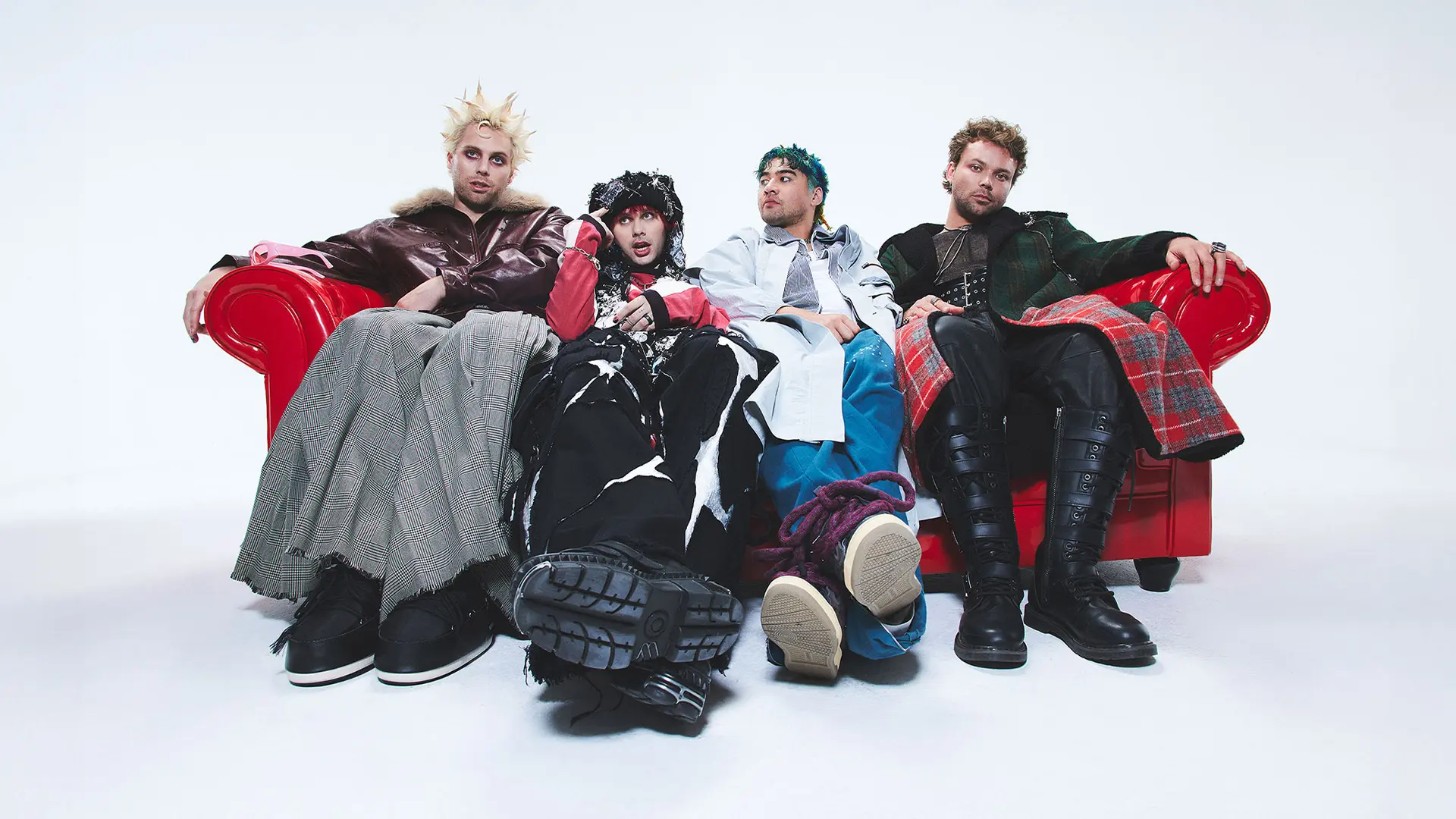 Australian rock band 5 Seconds of Summer.