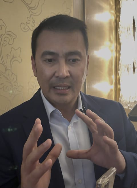 TIEZA Chief Operating Officer Mark T. Lapid discusses tourism investment commitments and infrastructure development initiatives during a briefing on ongoing and planned projects in key Philippine destinations. 