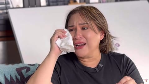 Seasoned Actress Janice de Belen emotional interview moment with Julius Babao