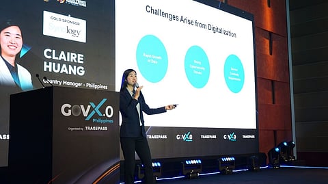 CLAIRE Huang