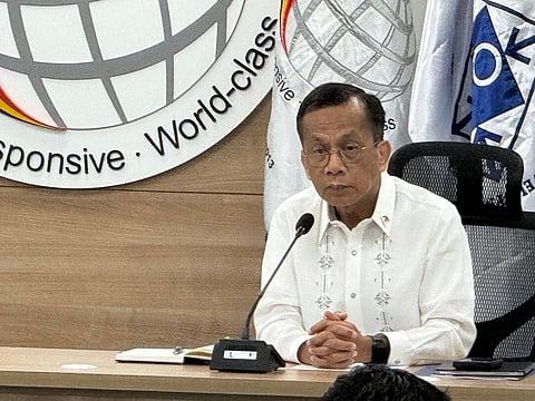 DEPARTMENT of Planning and Economic Development Arsenio Balisacan says while momentum has slowed, he maintains that ‘we are also doing many structural reforms intended to address issues like infrastructure, connectivity, ease of doing business, public-private partnership. All these many new laws passed and being implemented are aimed at raising productivity growth.’