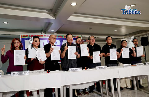 (May 08 2026) Members of Clergy for Good Governance led by Running Priest Fr. Robert Reyes and Diocese of Cubao Bishop Elias Lumayog Ayuban Jr., along with former Justice Antonio Carpio join others in the launch of Dapat 1sa Lang People’s Initiative campaign against political dynasty during a press conference at the Obispado de Cubao in Quezon City on Friday, May 8, 2026. Photo/Analy Labor