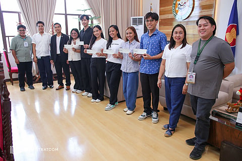 Six MMSU graduates receive cash incentives after landing in Top 10 of Pharmacists Licensure Exam