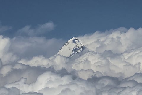 Avalanche claims climber