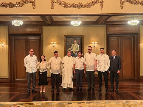 Private Sector Advisory Council (PSAC) president lead convener Sabin Aboitiz (leftmost) joins members of PSAC Healthcare Sector on their meeting with President Ferdinand Marcos on Tuesday in Malacanang.
