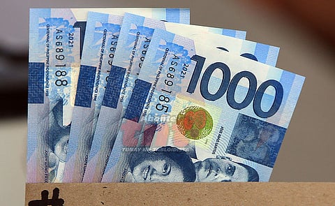 Government workers will begin to receive mid year bonus starting today 15 May, according to DBM