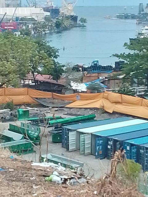 Construction materials for the waste-to-energy project in Smokey Mountain, taken by Kalikasan People's Network for the Environment