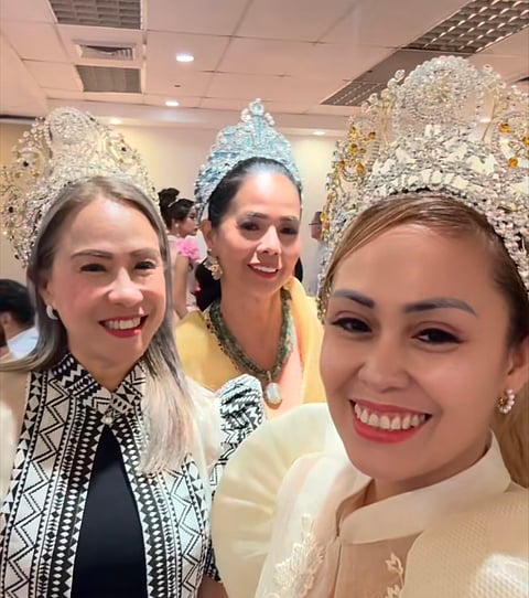 Patricia Javier and other well known beauty queens take part in the traditional Flores de Mayo