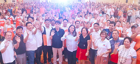 PARTICIPANTS, local chefs, and judges join Senator Camille Villar and former Senator Cynthia Villar during the 11th Urban Gardening and Cooking Competition organized by the Villar Foundation in Las Piñas City.