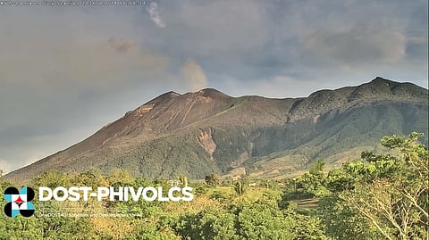 Kanlaon emits ash anew; residents told to brace for ashfall