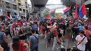 Malacañang says destabilization threats to President Ferdinand Marcos Jr.’s administration are nothing new ahead of Independence Day, amid reports of a planned attempt to storm the Palace by pro-Sara Duterte groups and a religious sect. Palace officials stress no verified intel yet, while the PNP is tasked to address any illegal activities and protect Malacañang.
