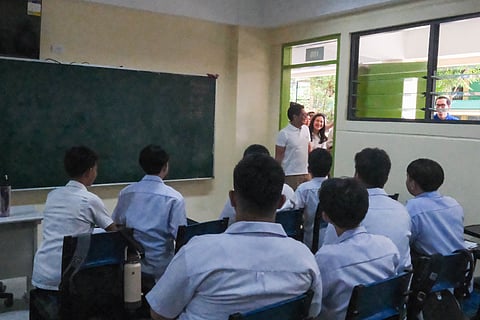 SM turns over new QC school building