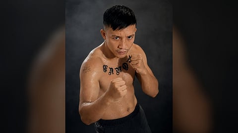 IT is unsure whether Filipino challenger Joey Canoy will make it in time for the official weighin of his showdown with Oscar Collazo this Saturday night (Sunday morning in Manila) in Oceanside, California.
