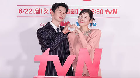 SEO In-guk and Park Ji-hyun in ‘See You at Work Tomorrow!.’