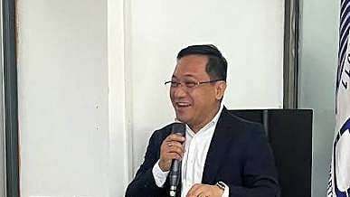 DICT Undersecretary for E-Government David Almirol Jr. 
