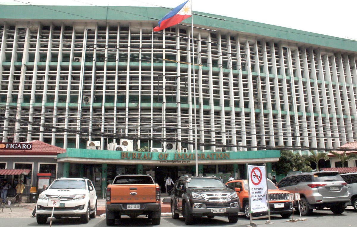 BI nabs 2 foreign fugitives