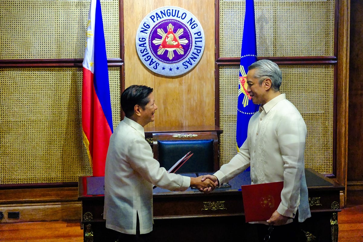 Jon Ric Remulla Jonvic Remulla is new DILG chief