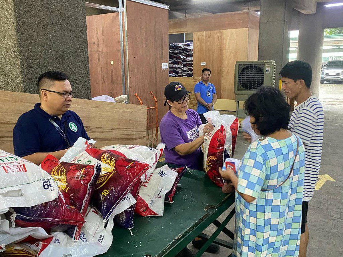 NIA, contract farmers deliver BBM rice