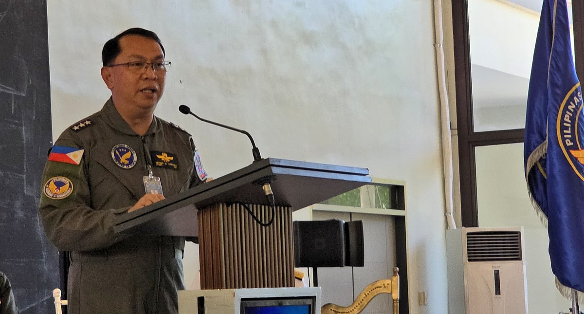 Mgen Ramon Ragasa Paf PAF readies aircrafts for potential repatriation from Middle East