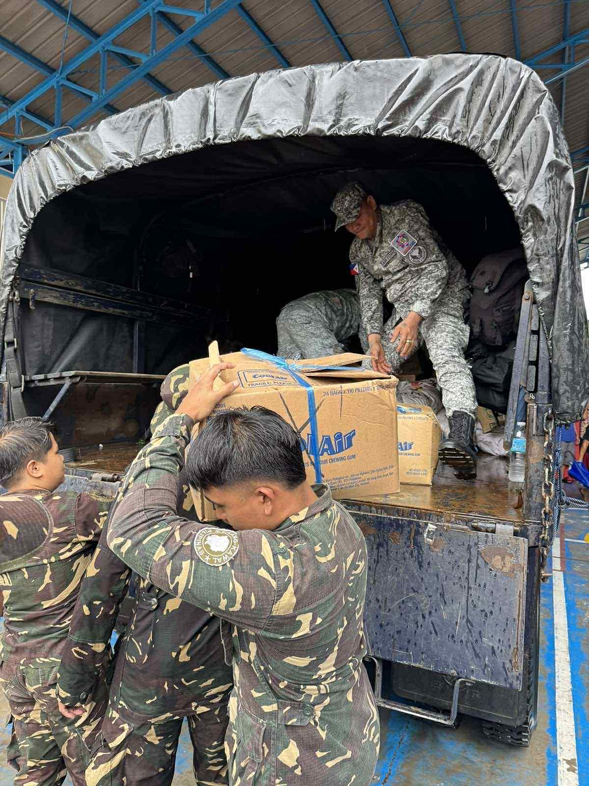 2nd Air Force Wing Reserve provides aid in Bulacan