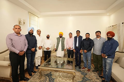 CM bats for starting sher-e-Punjab Maharaja Ranjit Singh Cricket League in state