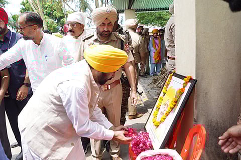 CM Mann joins thousands of mourners to give tearful adieu to Fauja Singh