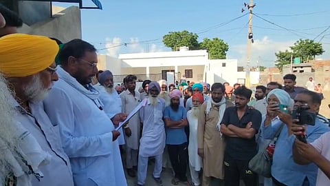 Bathinda panchayats impose strict restrictions on migrant workers.