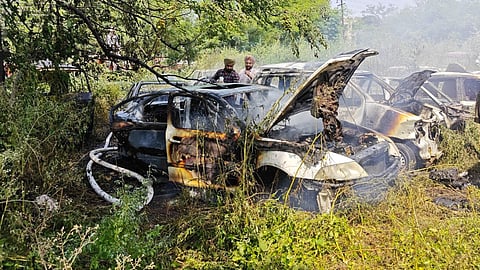 10 vehicles catch fire in Mohali parking lot near Fortis Hospital