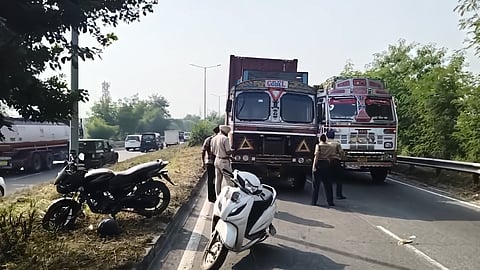 Truck hits bike rider on Chogitti flyover