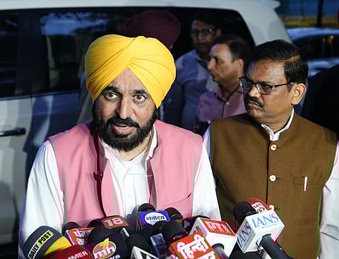 Cm Bhagwant Mann meets Amit Shah, seeks special flood package