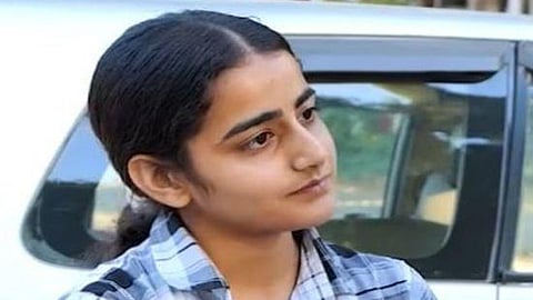 PU popular Baanh Chaddo girl