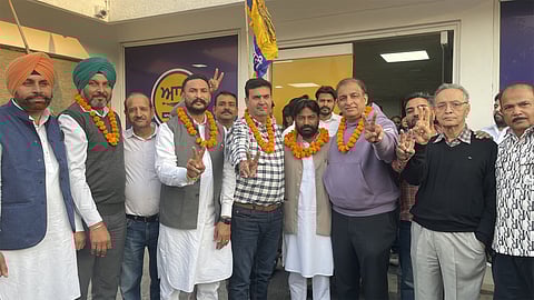 Nitin Kohli, Mayor Vaneet Dhir celebrating Tarn Taran Bypoll victory