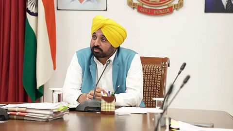 Punjab goes fully digital in 2025: 1.85 lakh citizens access 437 services from home