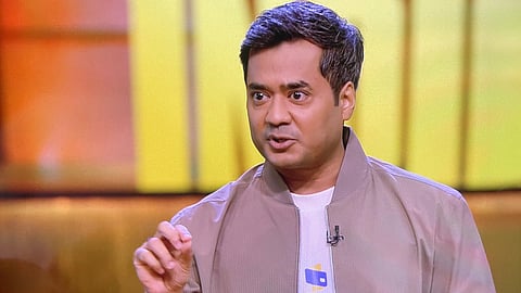 SaveSage Founder claims traveling free by flight for last 10 years